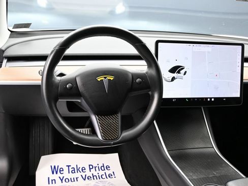 Used 2019 Tesla Model 3 Mid Range image 35