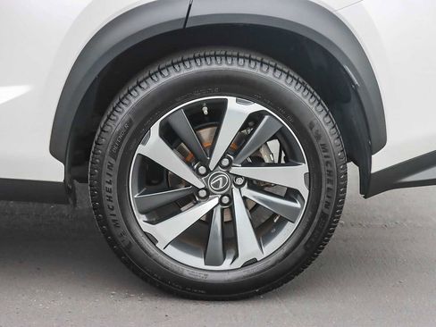 Certified 2019 Lexus NX 300 AWD image 10