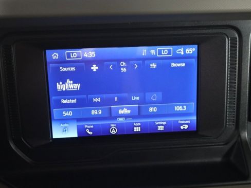 Used 2022 Ford Bronco Wildtrak image 16