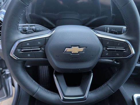 Used 2026 Chevrolet Equinox LT AWD/4WD image 15