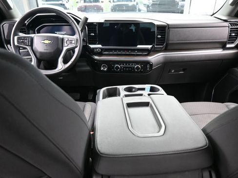 Used 2024 Chevrolet Silverado 1500 LT RWD image 37