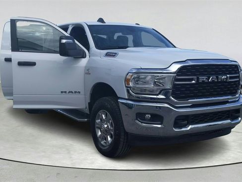 Used 2024 RAM 2500 Big Horn image 8