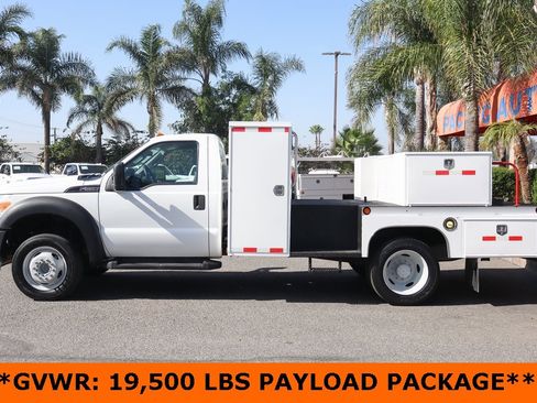 Used 2016 Ford F550 2WD Regular Cab Super Duty image 5