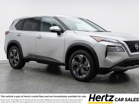Used 2025 Nissan Rogue SV FWD image 1