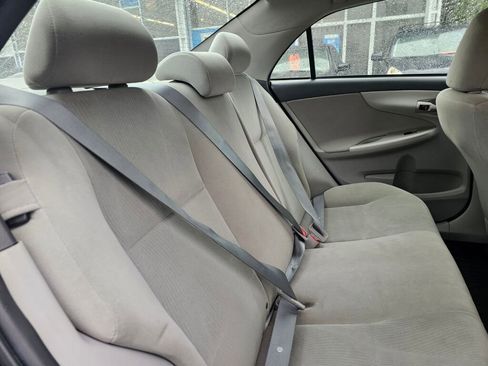 Used 2013 Toyota Corolla LE Special Edition image 16