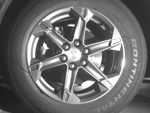 Used 2025 Chevrolet Blazer LT FWD image 12