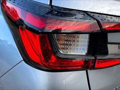 Used 2024 Subaru Crosstrek 2.5i Wilderness AWD/4WD image 29