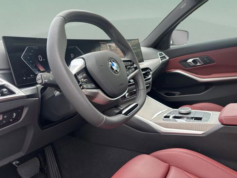 Used 2025 BMW 330i Sedan RWD image 22