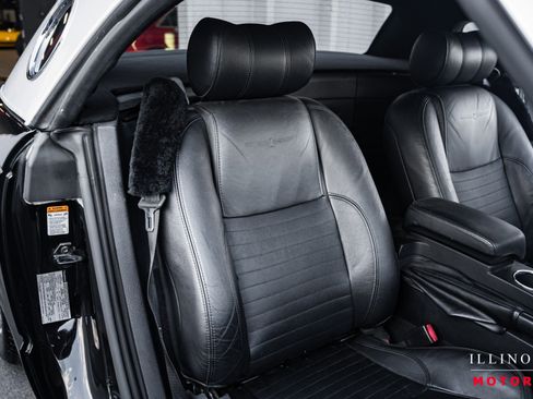 Used 2003 Ford Thunderbird Deluxe image 24