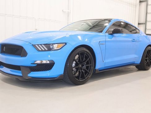 Certified 2017 Ford Mustang Shelby GT350 w/ Electronics Package image 6