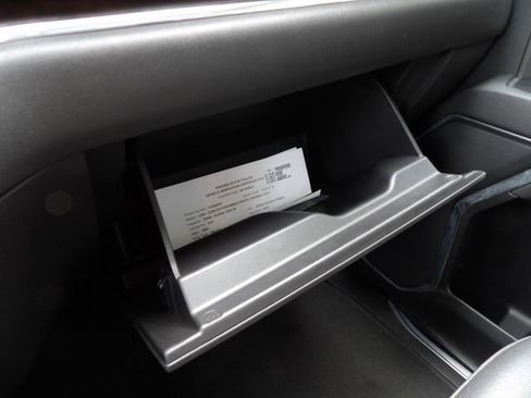 Used 2025 GMC Sierra 1500 SLT image 32