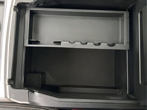 Used 2021 Ford F250 Platinum w/ FX4 Off-Road Package image 43