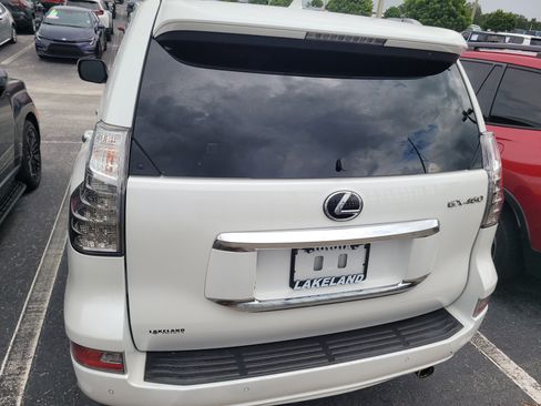 Used 2020 Lexus GX 460 Premium w/ Premium Package AWD/4WD image 6