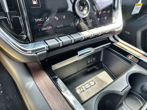 New 2026 GMC Yukon XL Denali RWD image 27