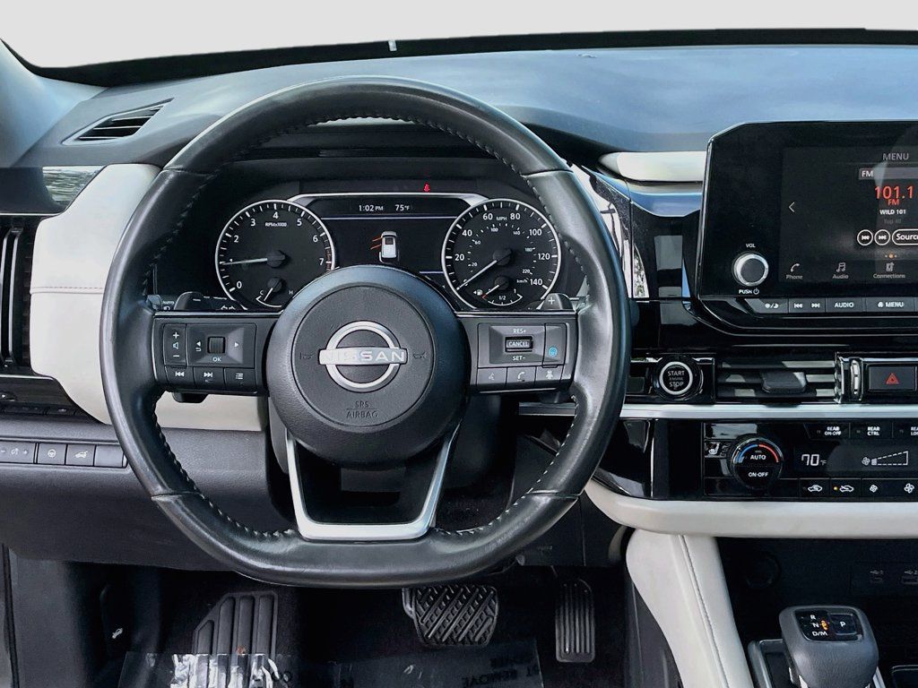 Used 2022 Nissan Pathfinder SV w/ SV Premium Package AWD/4WD image 22