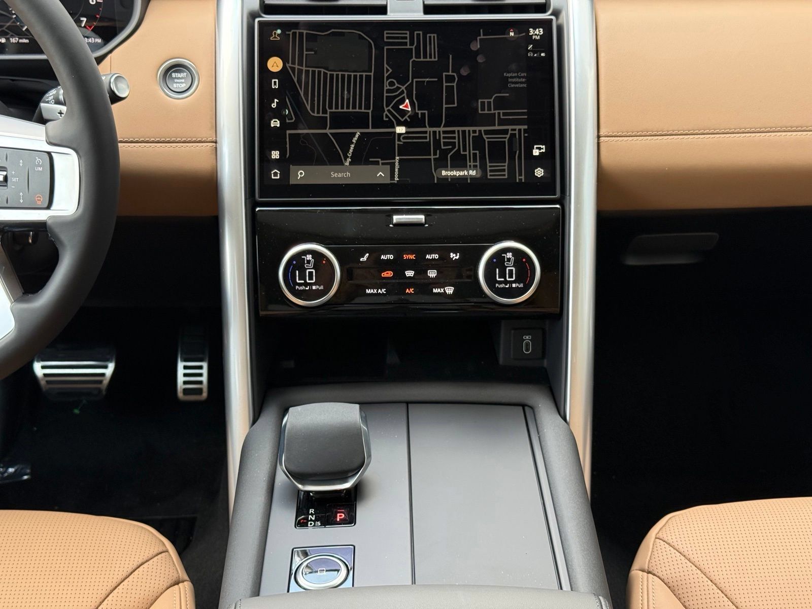 New 2026 Land Rover Discovery Limited Edition AWD/4WD image 25
