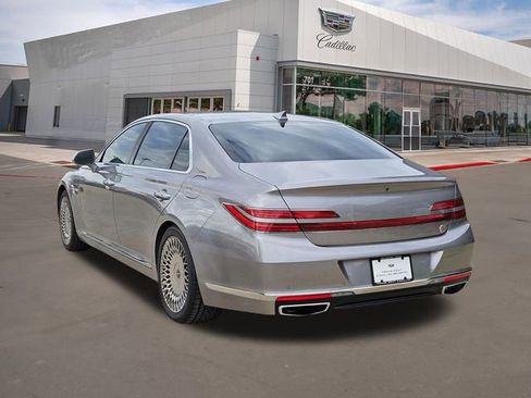 Used 2021 Genesis G90 5.0 Ultimate image 4