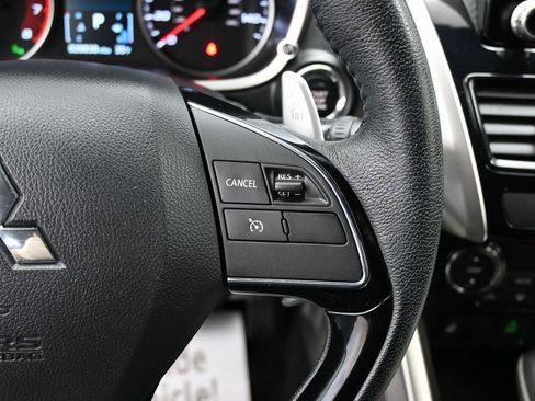 Used 2023 Mitsubishi Eclipse Cross SEL image 19