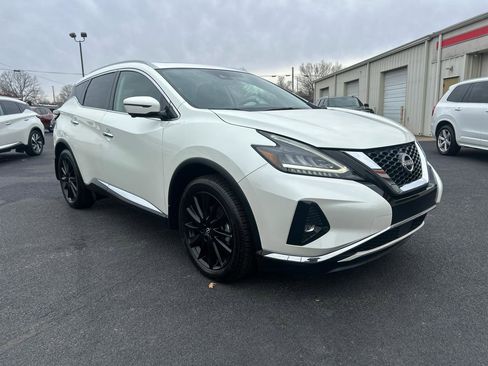 Used 2023 Nissan Murano Platinum w/ Cargo Package image 3