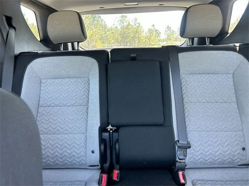 Certified 2024 Chevrolet Equinox LS w/ Driver Confidence II Package image 25