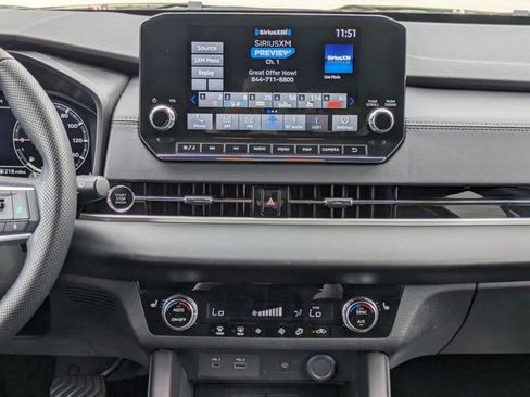 Used 2024 Mitsubishi Outlander SE FWD image 18