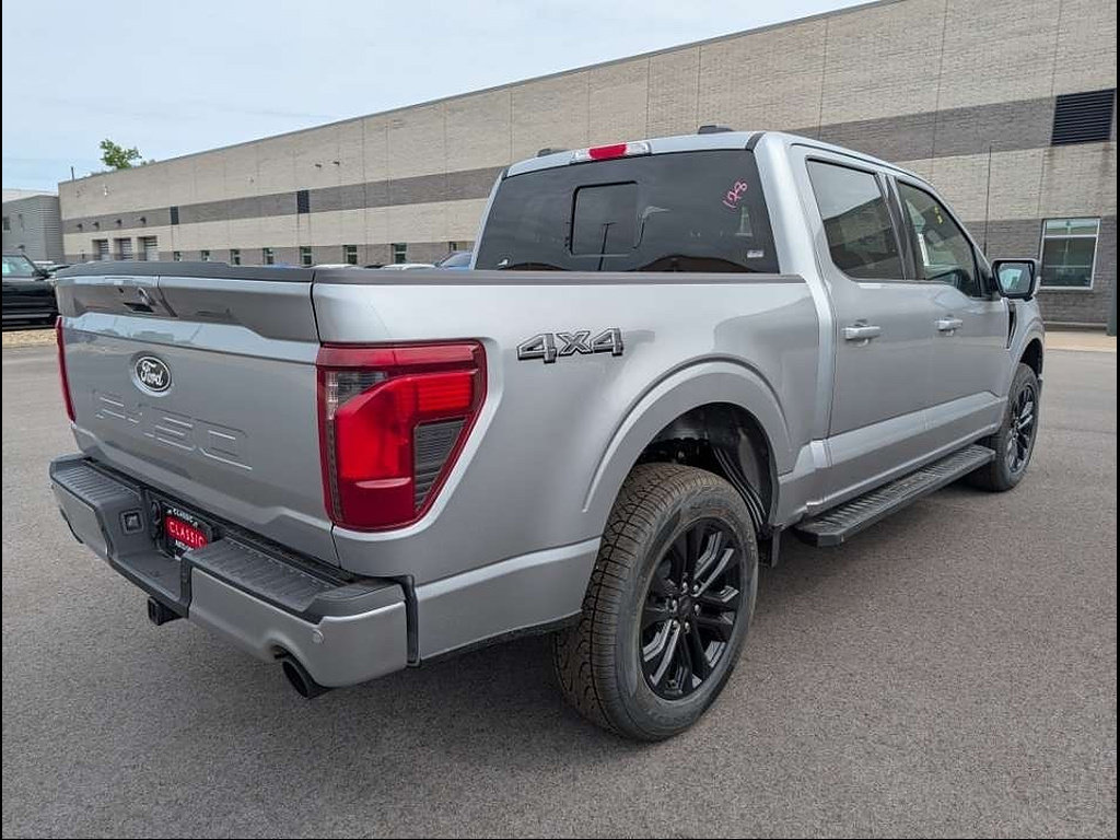 New 2026 Ford F150 XLT w/ Equipment Group 302A MID AWD/4WD image 3