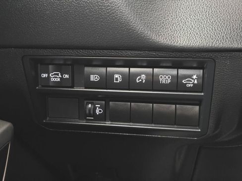 Certified 2026 Toyota Sequoia SR5 AWD/4WD image 23