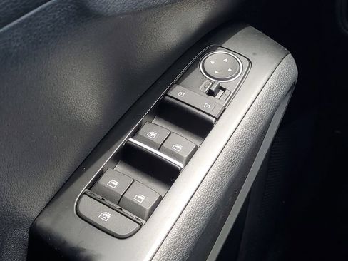 Used 2020 Kia Soul LX FWD image 15