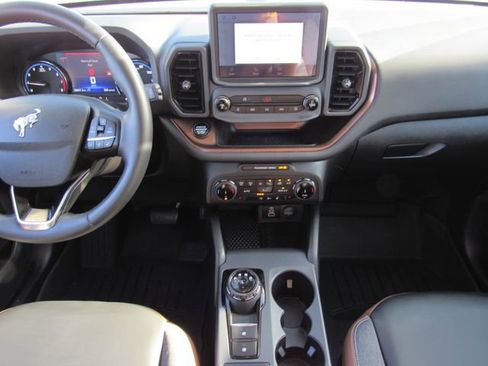 Used 2024 Ford Bronco Sport Outer Banks AWD/4WD image 19