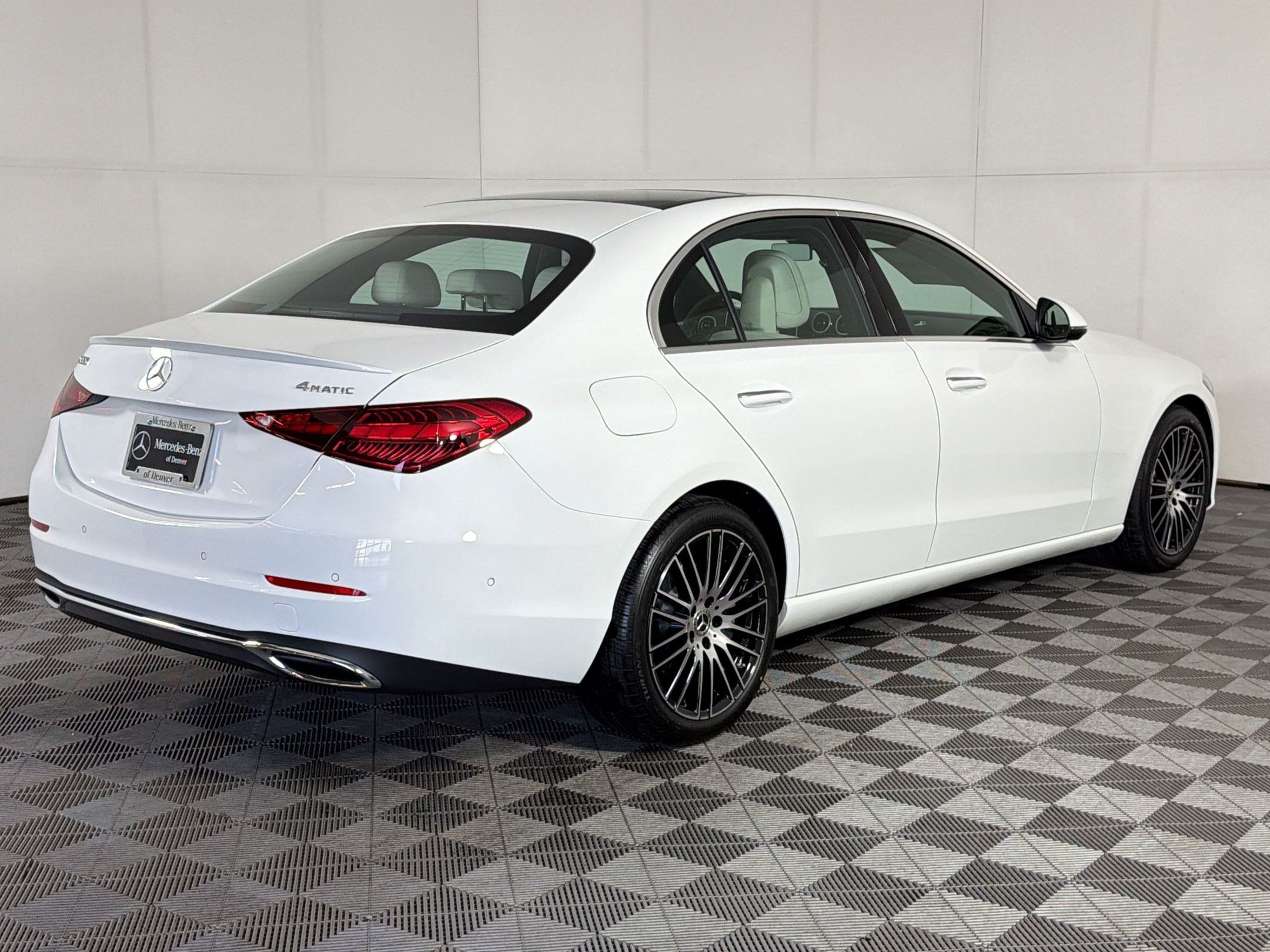 Used 2026 Mercedes-Benz C 300 4MATIC Sedan image 9