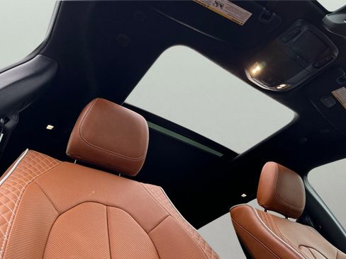 Used 2024 Chrysler Pacifica Pinnacle image 20