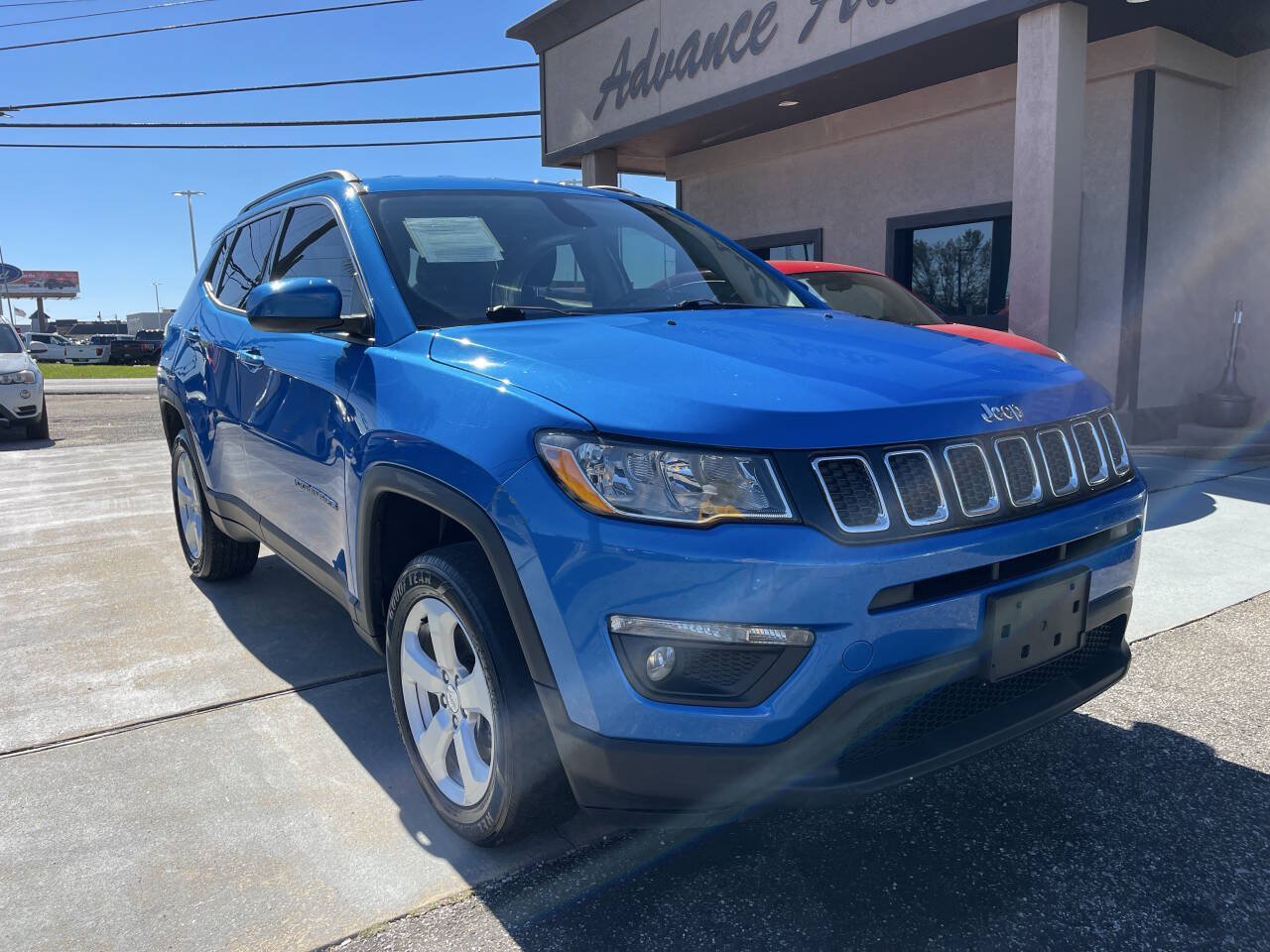 Used 2018 Jeep Compass Latitude w/ Popular Equipment Group AWD/4WD image 1