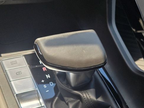 Used 2024 Hyundai Elantra SEL w/ Convenience Package FWD image 30