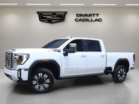 Used 2024 GMC Sierra 3500 Denali w/ Denali Reserve Package AWD/4WD image 1