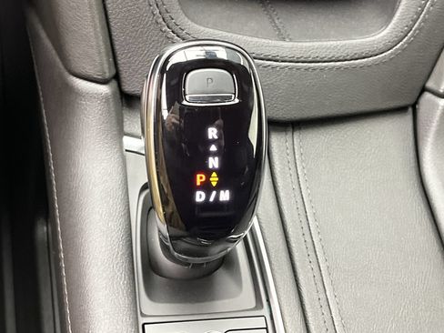 Used 2026 Cadillac XT5 Luxury w/ LPO, Floor Liner Package AWD/4WD image 23