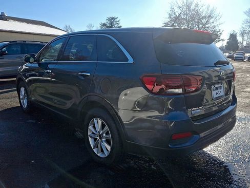 Certified 2020 Kia Sorento LX image 4