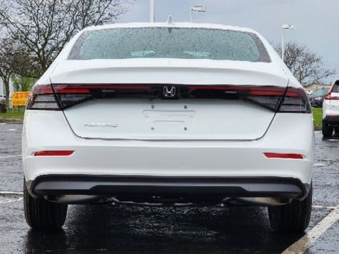 Used 2023 Honda Accord EX image 15