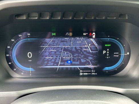 Certified 2023 Volvo XC90 T8 Plus image 10