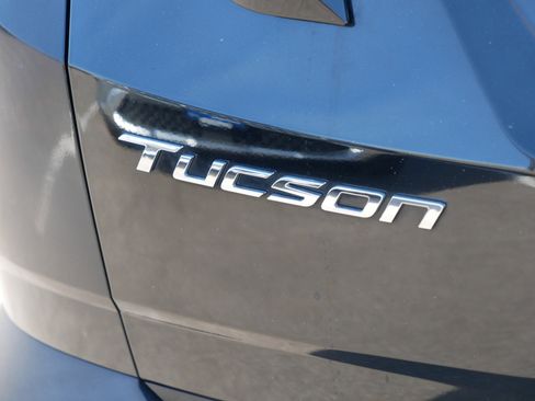 Certified 2023 Hyundai Tucson Limited w/ Cargo Package image 5