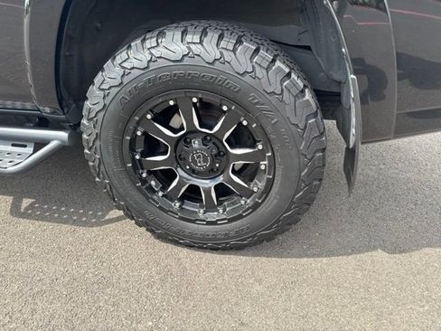 Used 2021 Toyota 4Runner SR5 Premium w/ Moonroof Package AWD/4WD image 9