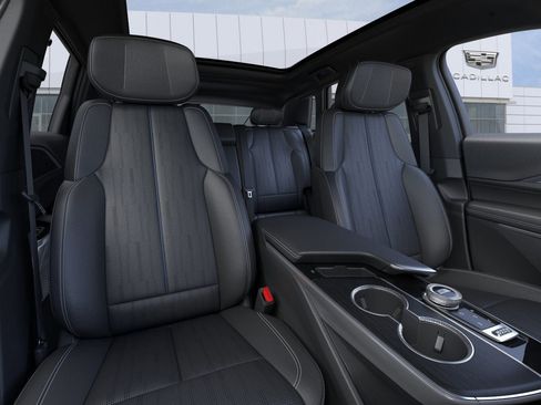 New 2026 Cadillac Lyriq Luxury image 16