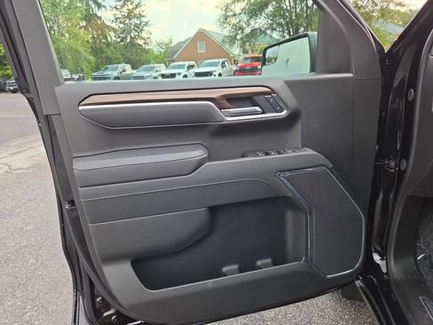 Used 2026 Chevrolet Silverado 1500 RST w/ LPO, Dark Essentials Package AWD/4WD image 11