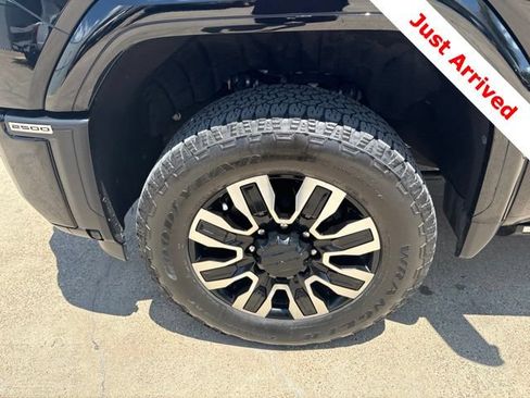 Used 2025 GMC Sierra 2500 Denali Ultimate AWD/4WD image 19
