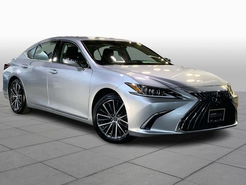 Used 2025 Lexus ES 350 w/ Premium Package image 2