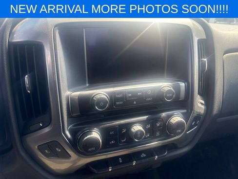 Used 2018 Chevrolet Silverado 1500 LT w/ All Star Edition AWD/4WD image 13