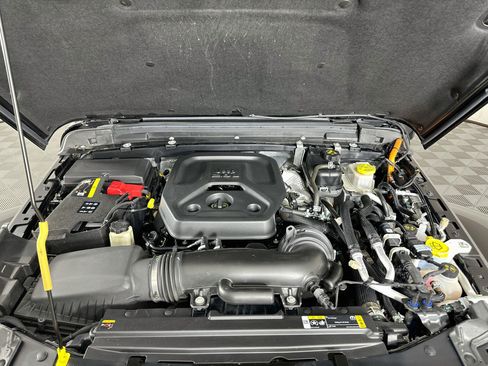 Used 2024 Jeep Wrangler Unlimited w/ Technology Group AWD/4WD image 30