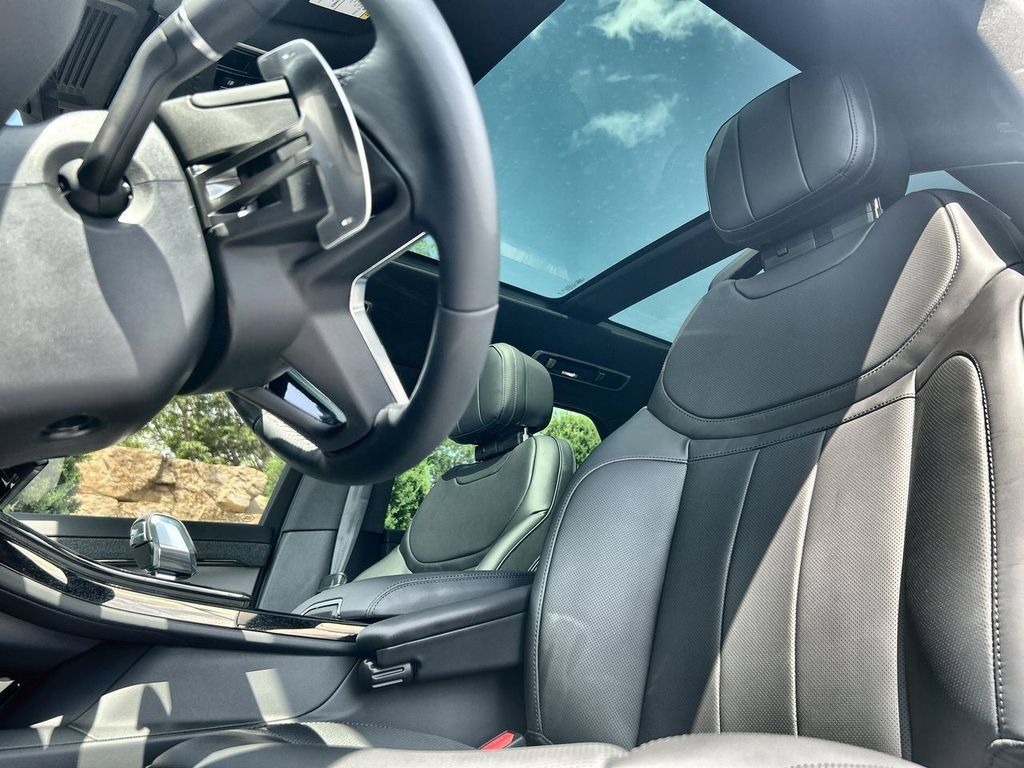 New 2026 Land Rover Range Rover Sport SE AWD/4WD image 19