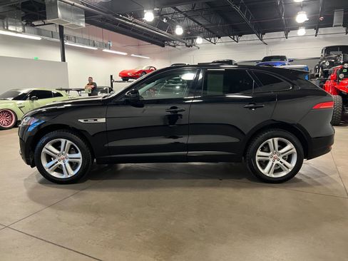 Used 2017 Jaguar F-PACE R-Sport AWD/4WD image 6