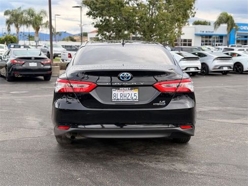 Used 2019 Toyota Camry LE w/ Fleet Convenience Package image 7