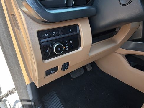 Used 2024 Ford F250 Lariat w/ Chrome Package AWD/4WD image 25